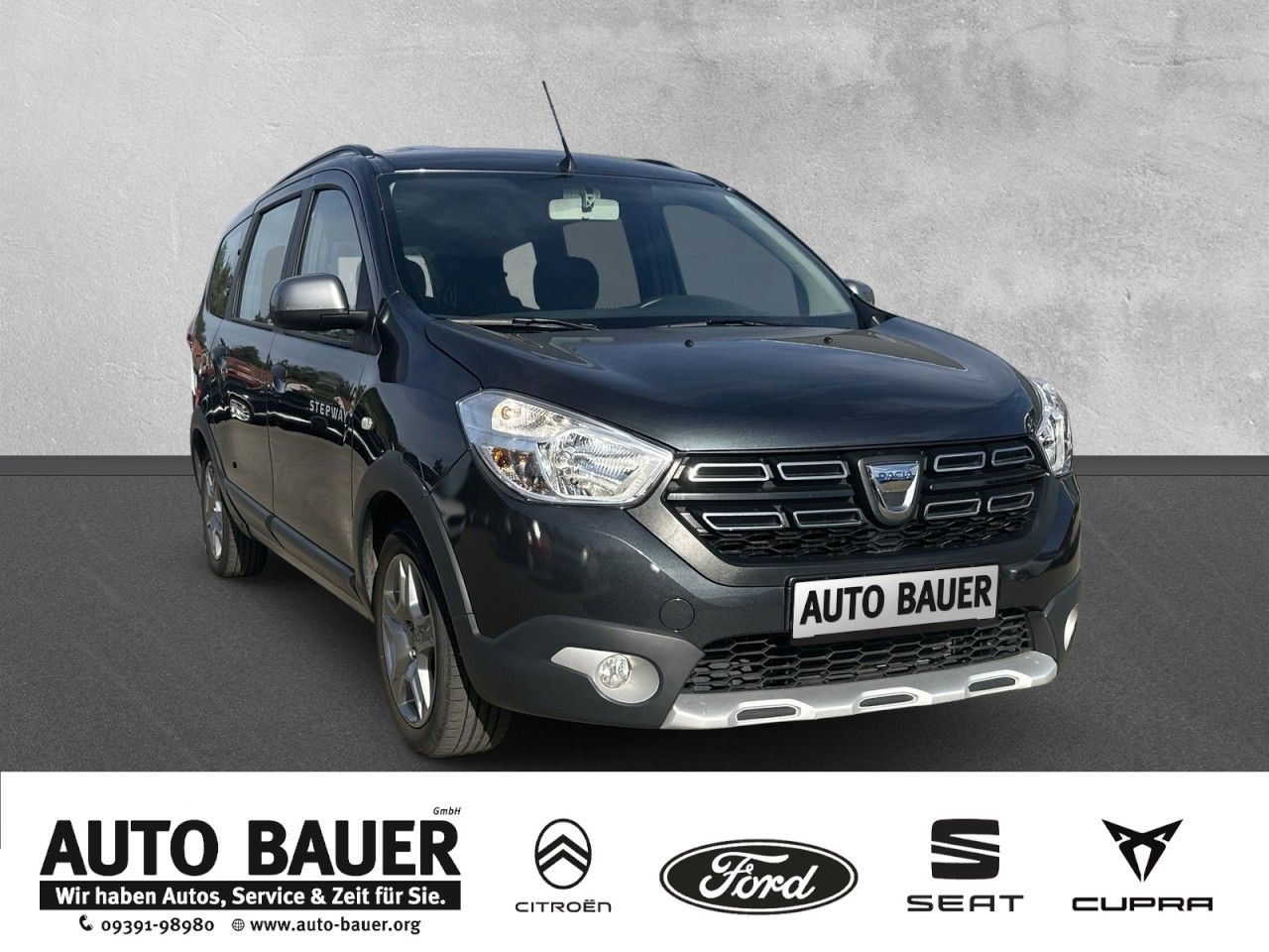 Fahrzeugabbildung Dacia Lodgy Stepway TCe 130 PS