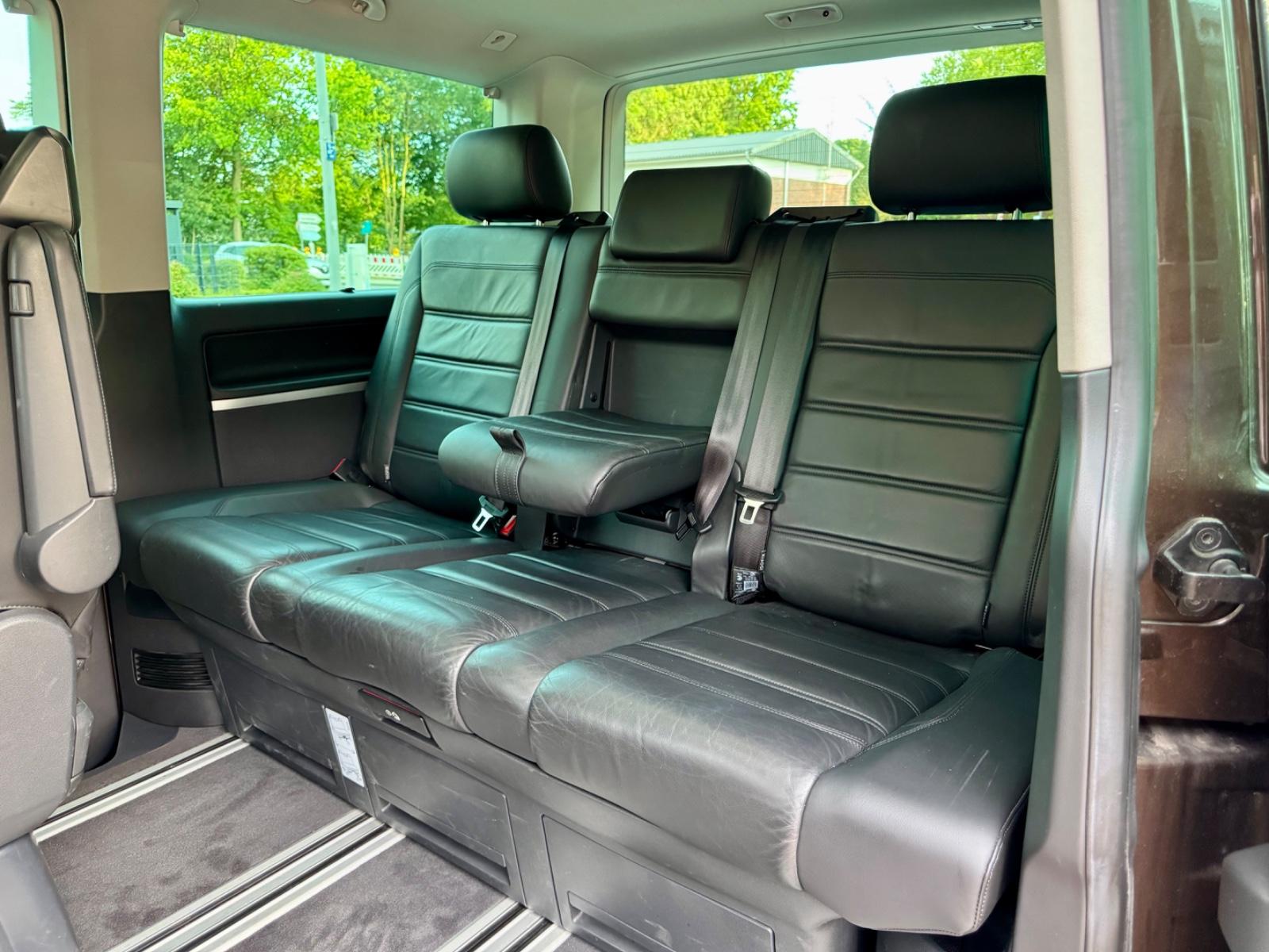 Volkswagen T6 Multivan Highline 150kW / ACC / Standheizung