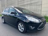 Ford Grand C-Max 2,0TDCi 103kW Champions Edition - Ford Grand C-Max: Champions Edition