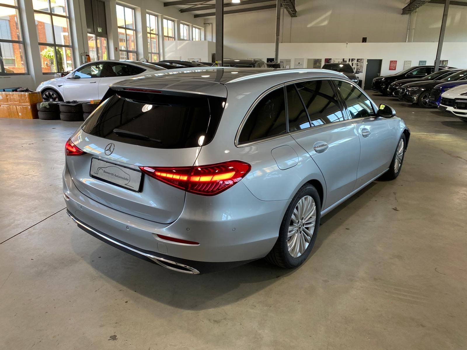 Fahrzeugabbildung Mercedes-Benz C 180 T Avantgarde/AHK/RFK/TOTW/