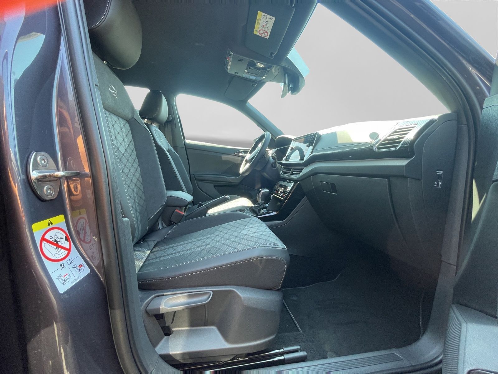Volkswagen T-Cross 1.5 TSI DSG R-LINE MATRIX AHK LM18 ACC K foto 4
