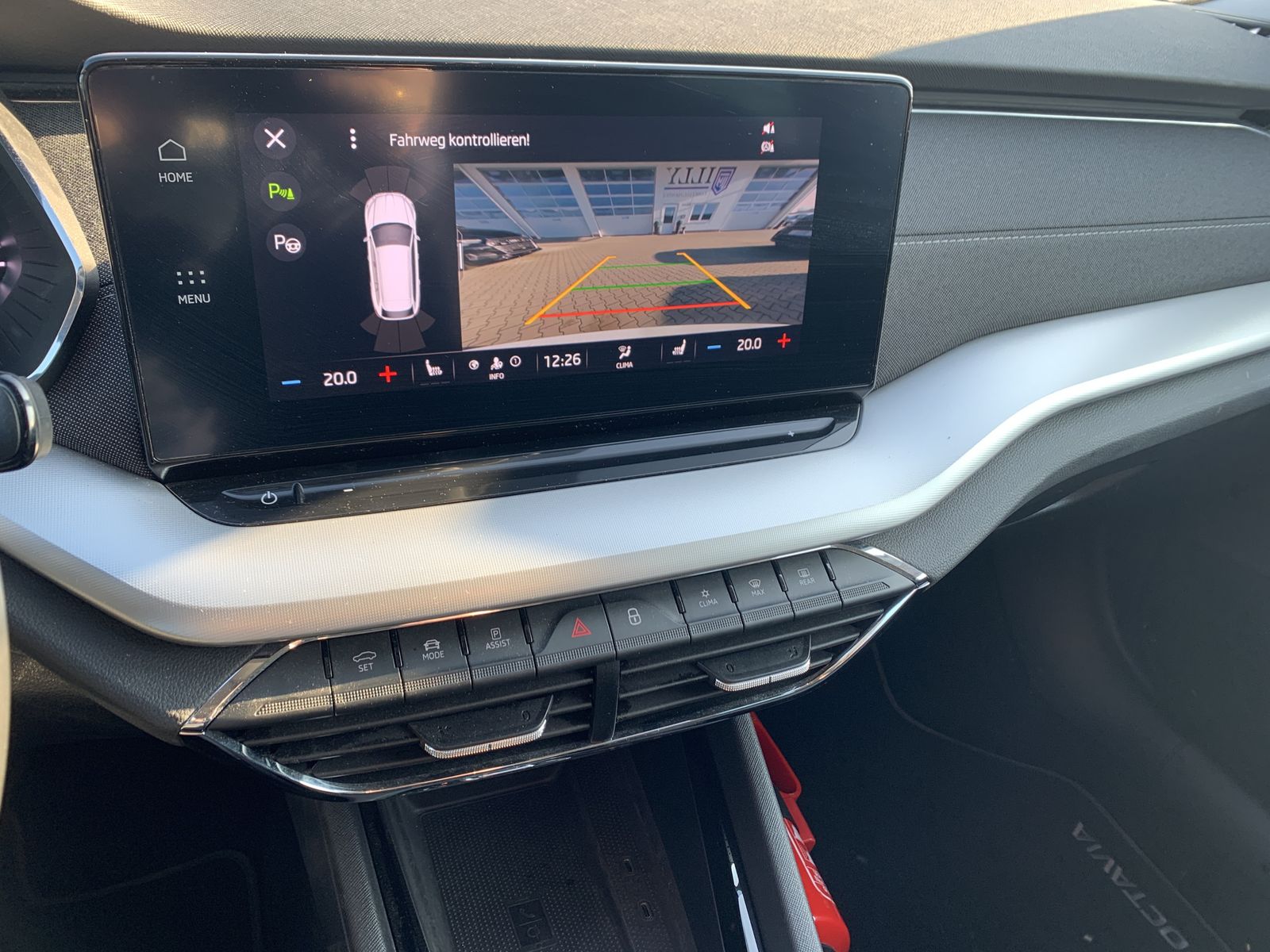 Fahrzeugabbildung SKODA Octavia 2.0 TDI*First Edition*AHK*LED-Matrix*HUD