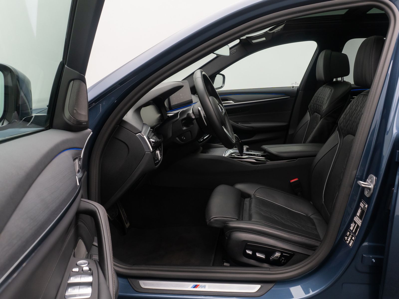 Fahrzeugabbildung BMW 540i xD M Sport Laser HUD DAB H/K Kamera Panoram