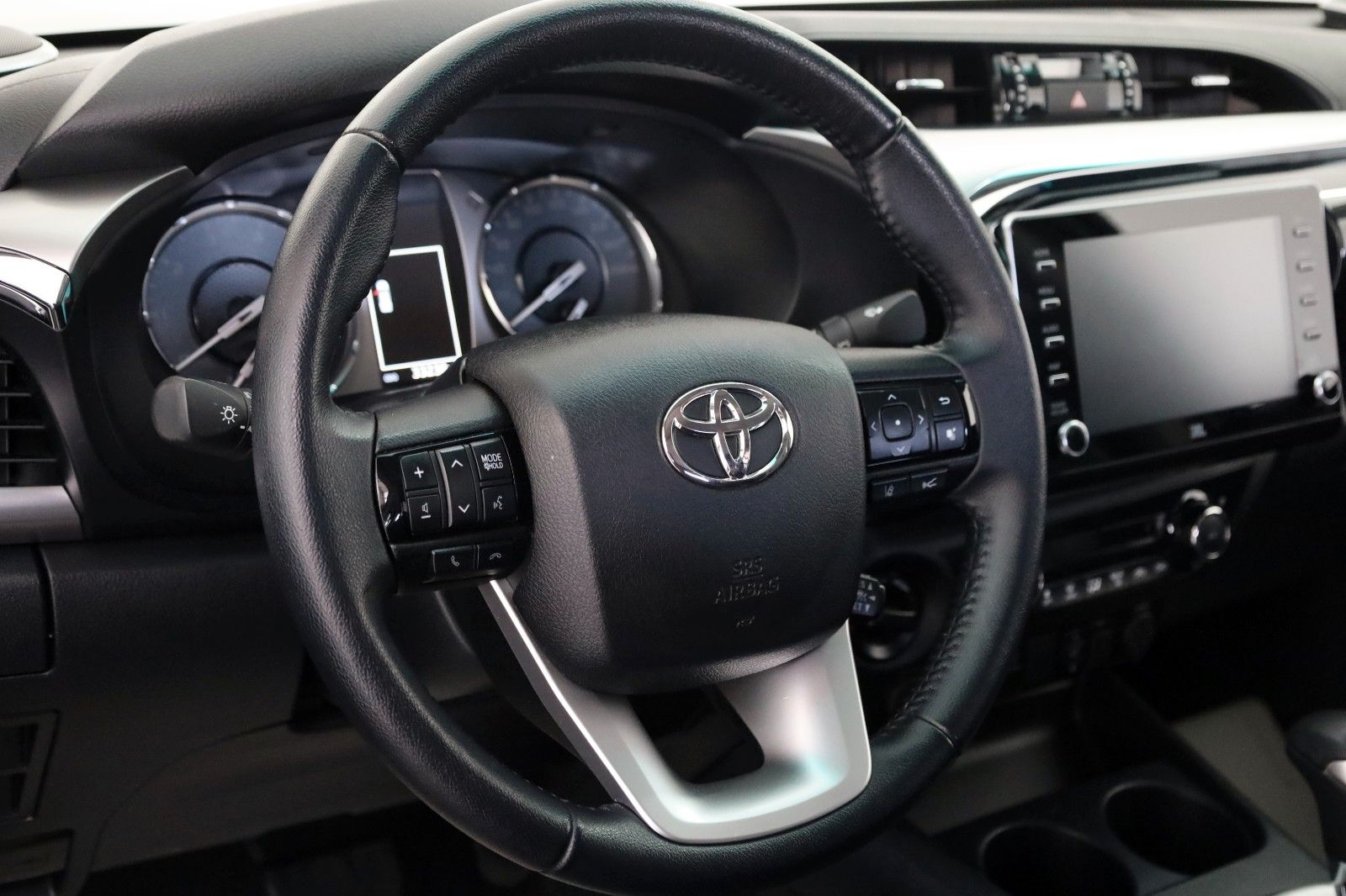 Fahrzeugabbildung Toyota Hilux 2.8 D4-D 4x4 AUT.Executive,Navi,LED,Kamera