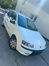 Fiat Punto 2001, Automatik, Benzin - gebrauchte Fiat Punto aus dem Jahr 2001