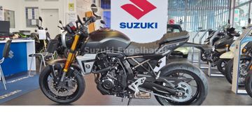 Suzuki GSX 8T