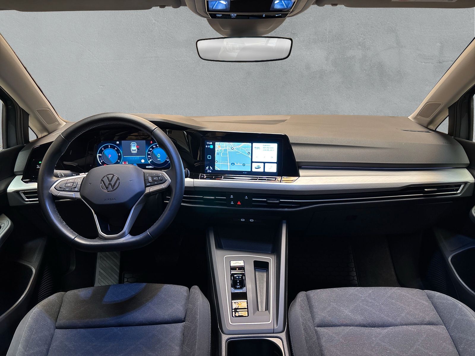Fahrzeugabbildung Volkswagen Golf Variant 2.0 TDI Life AHK ACC AppConnect