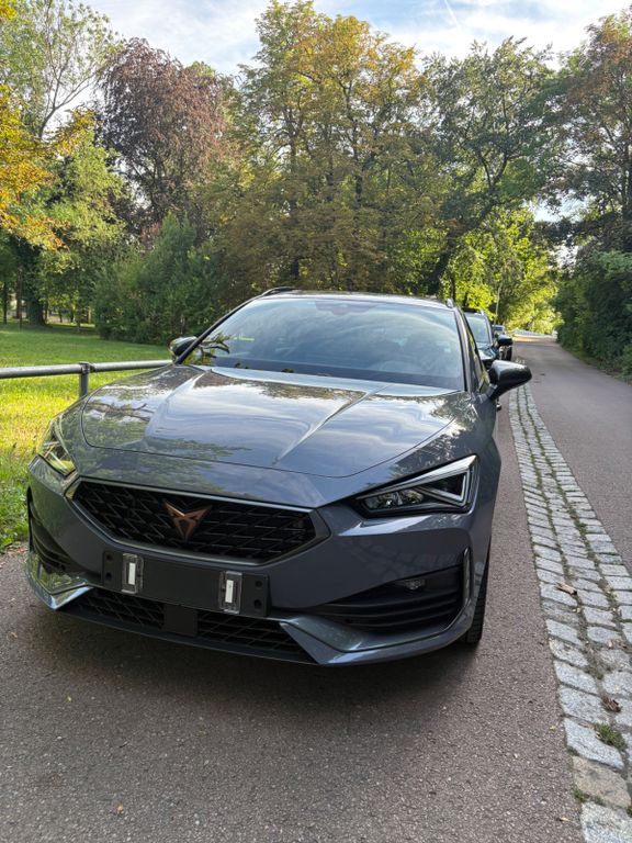 Image of Cupra Leon
