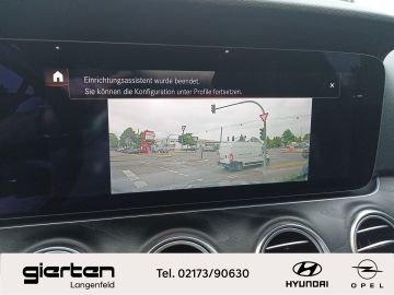 Mercedes E 200 - 12