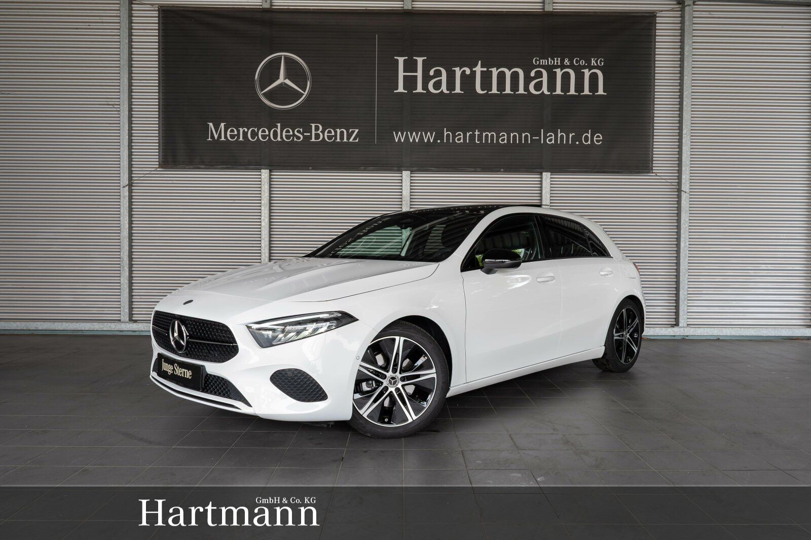 MERCEDES-BENZ A 200 Progressive Night Panorama Totwinkel LED