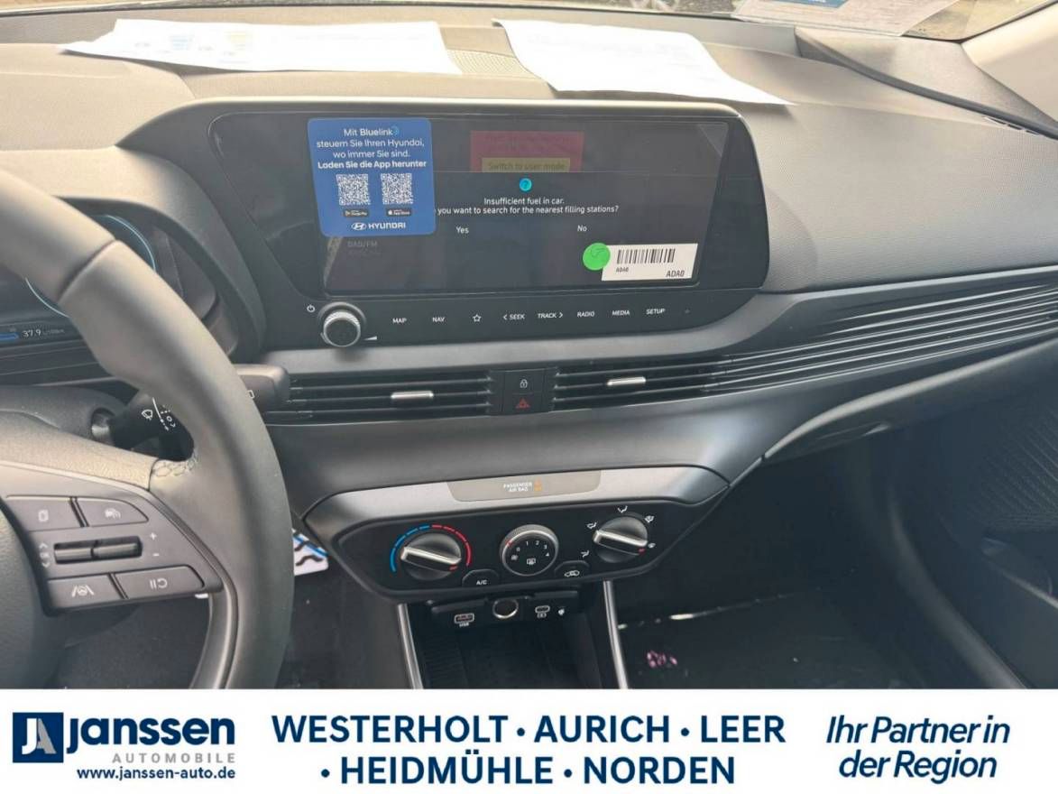 Fahrzeugabbildung Hyundai BAYON Trend Navi Digitales Cockpit PDC LED Schei