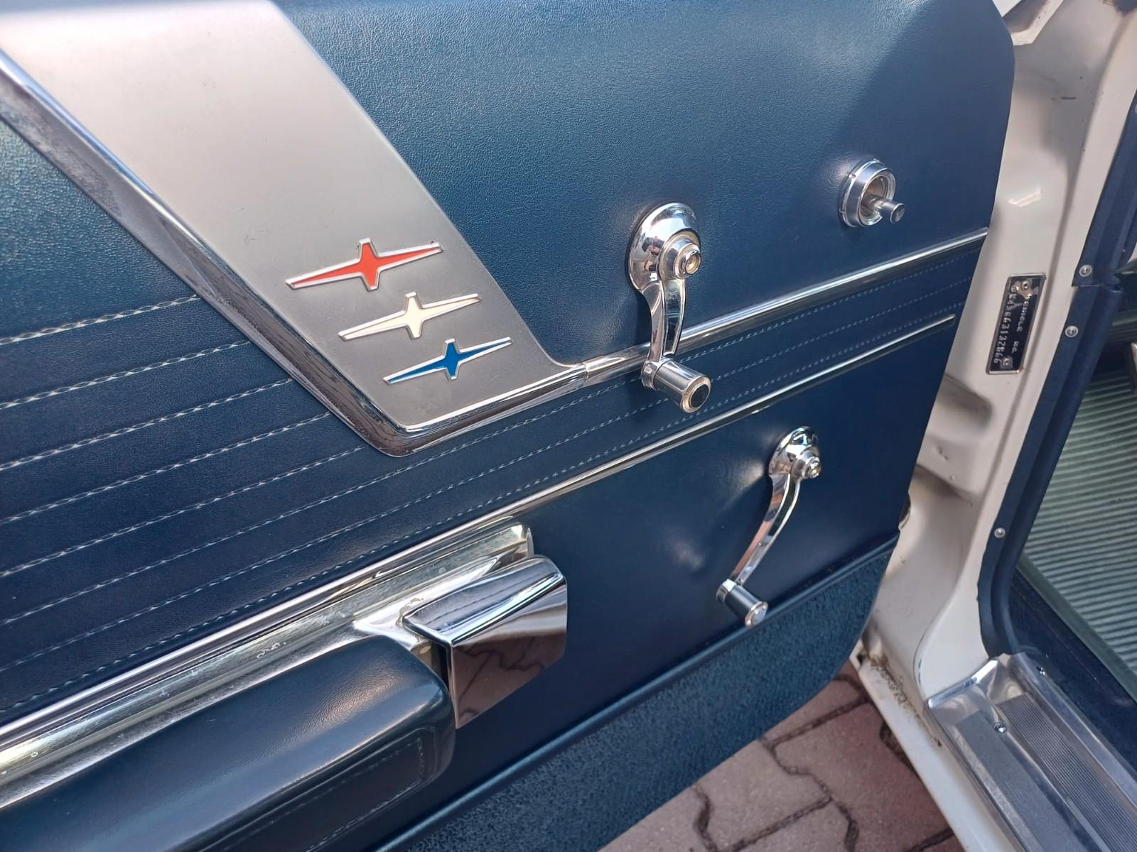 Chrysler 300 Hardtop 4-door