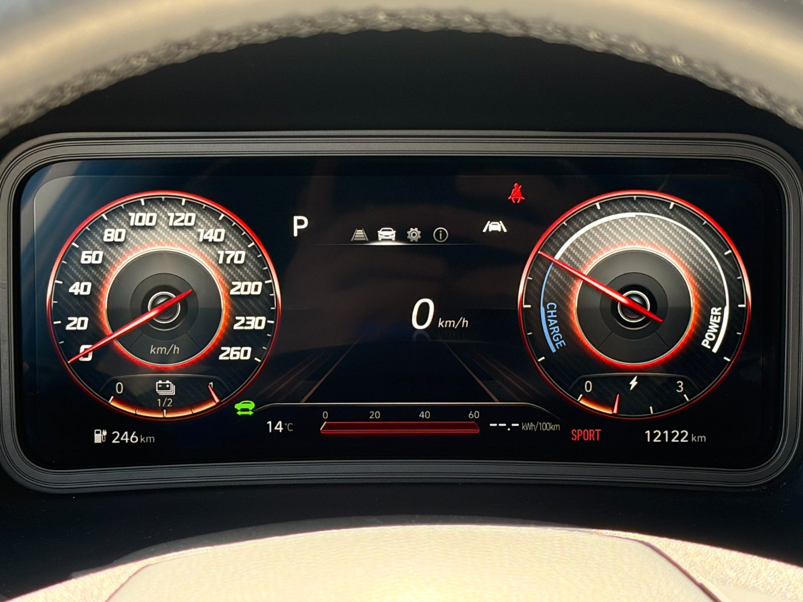 Fahrzeugabbildung Hyundai KONA E Select SHZ LHZ ACC Navi CarPlay PDC LKA