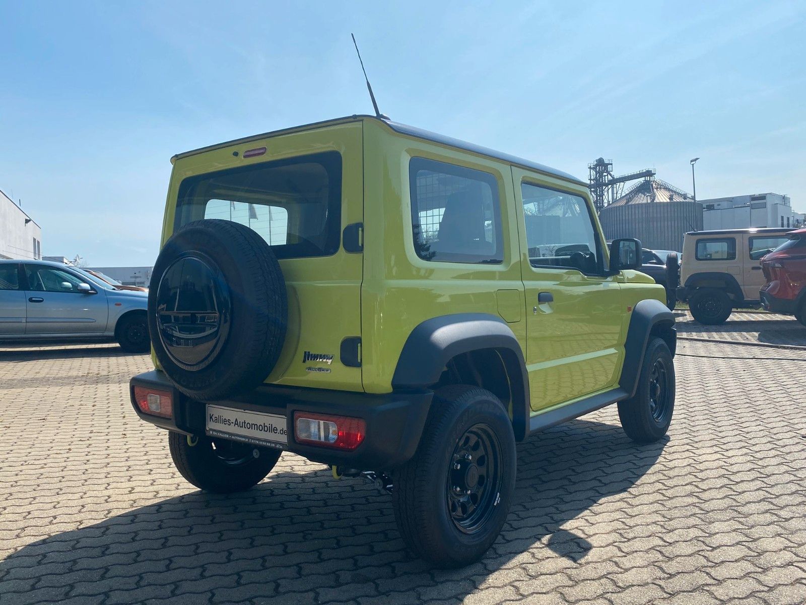 Fahrzeugabbildung Suzuki Jimny 1.5 4WD Allgrip KLIMA+SHZ+TEMPOM.+SOFORT