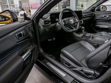Ford Mustang Convertible 5.0 Ti-VCT V8 328 GT Kamera