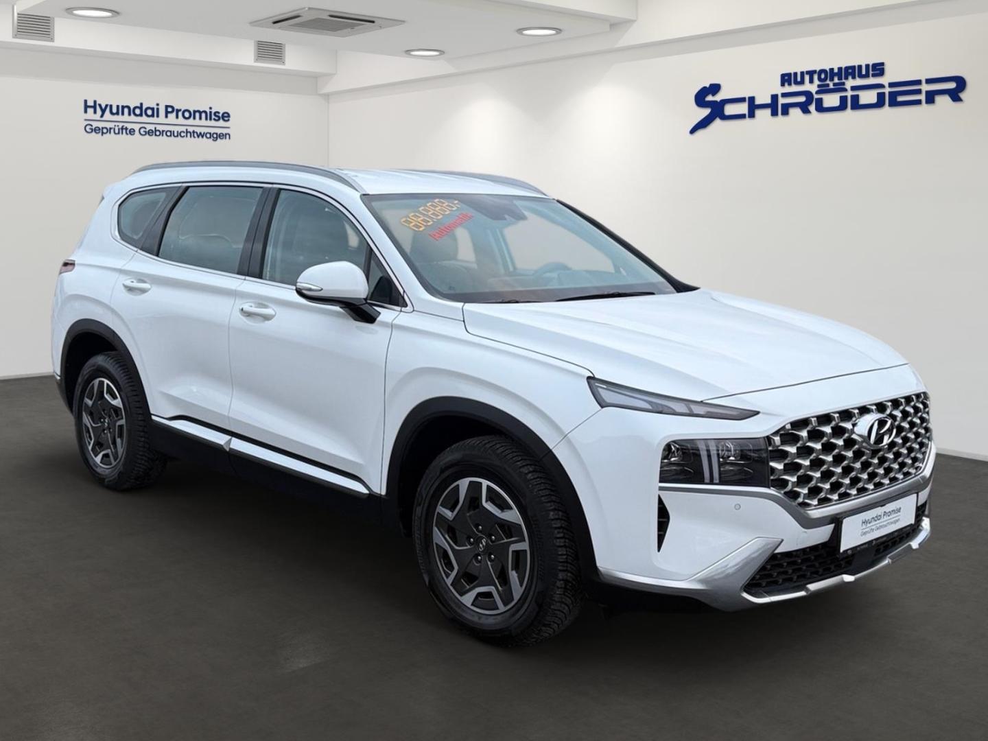Hyundai SANTA FE 1.6T 4WD Trend Hybrid Navigation Kamera