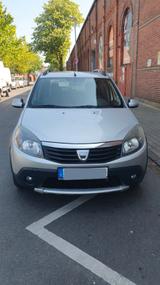 Dacia Sandero 1.6 MPI Stepway Stepway - Dacia Sandero aus 2009: Stepway