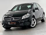 Mercedes-Benz A 180  BlueEfficiency.KAM.NAVI.SHZ.TEILLEDER.EU6 - Mercedes-Benz A 180 Gebrauchtwagen in Bremen