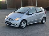 Mercedes-Benz A 160 A -Klasse A 160 CDI*PDC*KLIMA*LEDER* - Mercedes-Benz A 160 mit Diesel-Antrieb: Limousine, Euro5
