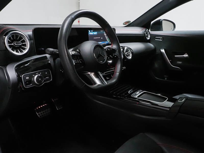Mercedes-Benz CLA 250 e Coupé AMG-Sport/Edition/360/Pano/Distr foto 8