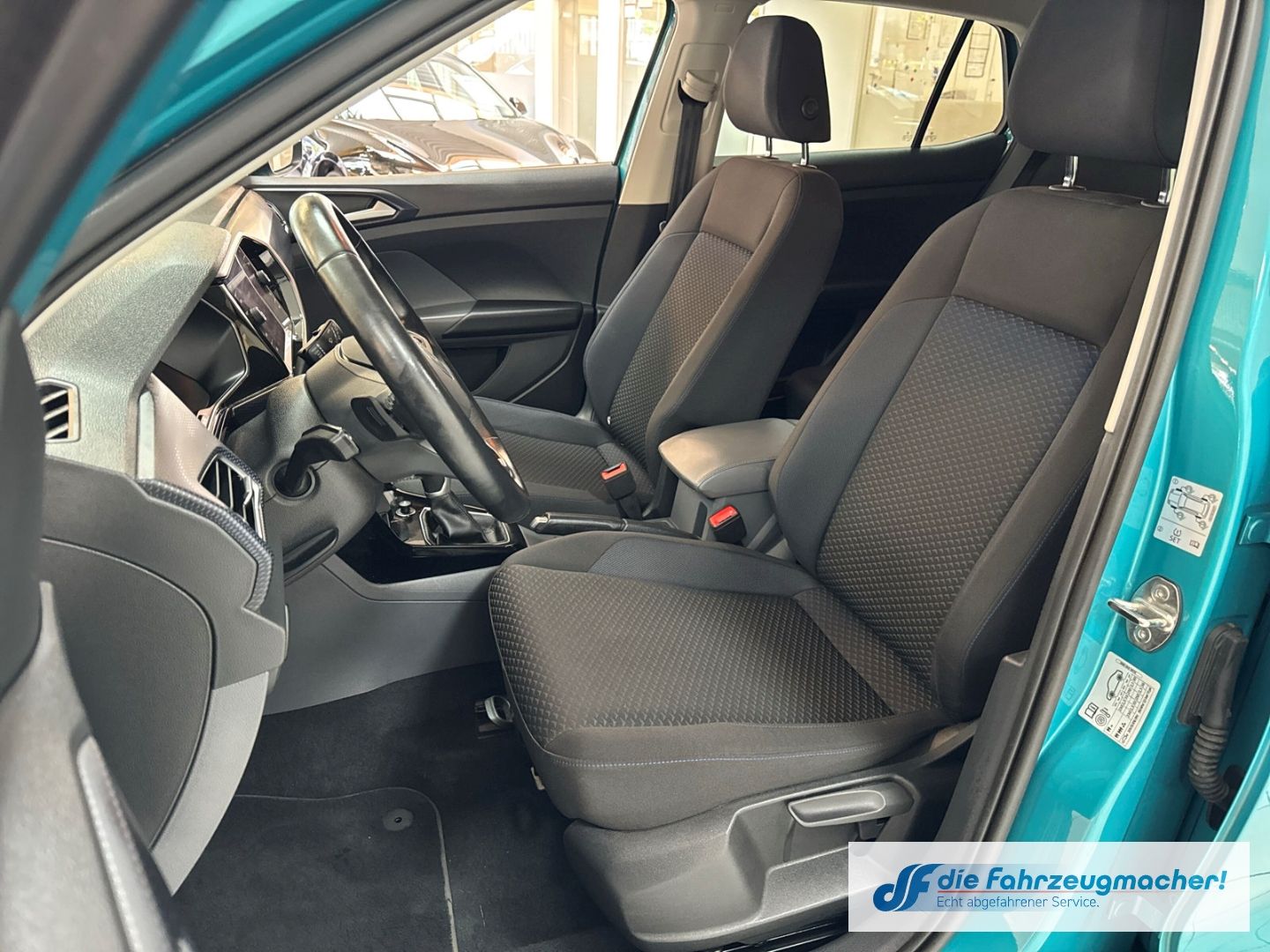 Fahrzeugabbildung Volkswagen T-Cross United 1.0 TSI Navi ACC Apple CarPlay An