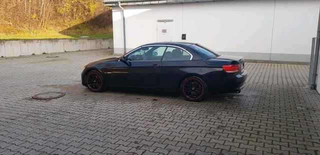 BMW Bmw E93 320i Schaltgetriebe mit Navi