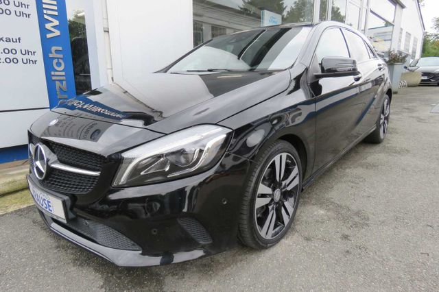 Mercedes-Benz Lim A 220 CDI Urban Navi Pano WiPa