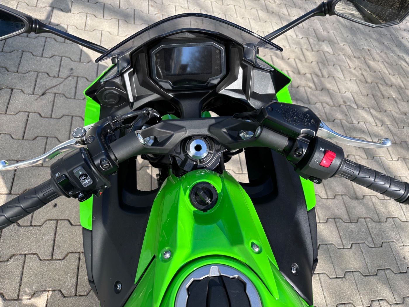 Fahrzeugabbildung Kawasaki Ninja 650