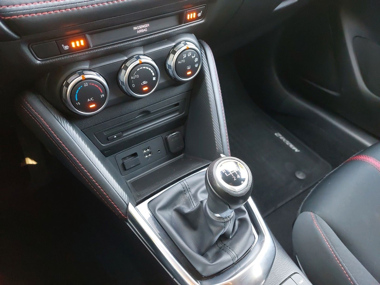 Mazda SPORTS-LINE SHZ PDC NAVI TEMPOMAT BLUETOOTH – Bild 18