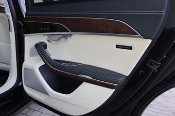 2025 AUDI S8 — миниатюра 20