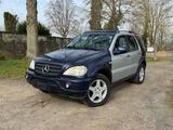 Mercedes-Benz ML 320 - gebrauchte Mercedes-Benz ML 320 aus dem Jahr 2001