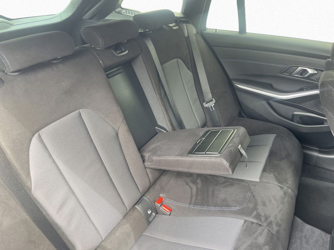 BMW 320 - Bild 12
