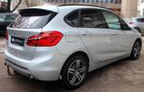 BMW 220 Sport Line Aut. LED* NAVI* LEDER* AHK - silberne BMW 220 Active Tourer