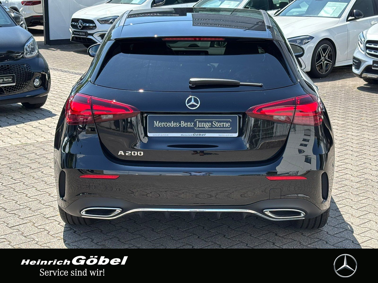 Fahrzeugabbildung Mercedes-Benz A 200 AMG*TOTWINKEL*DISTRONIC*KAMERA*AMBIENTEBEL