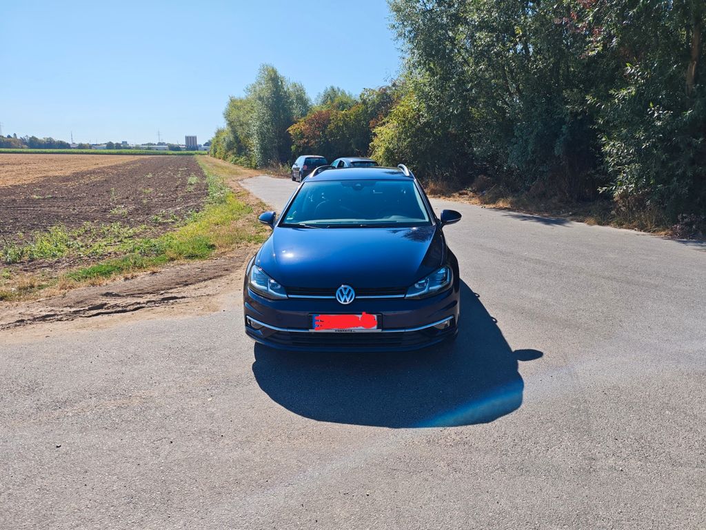 Image of Volkswagen Golf