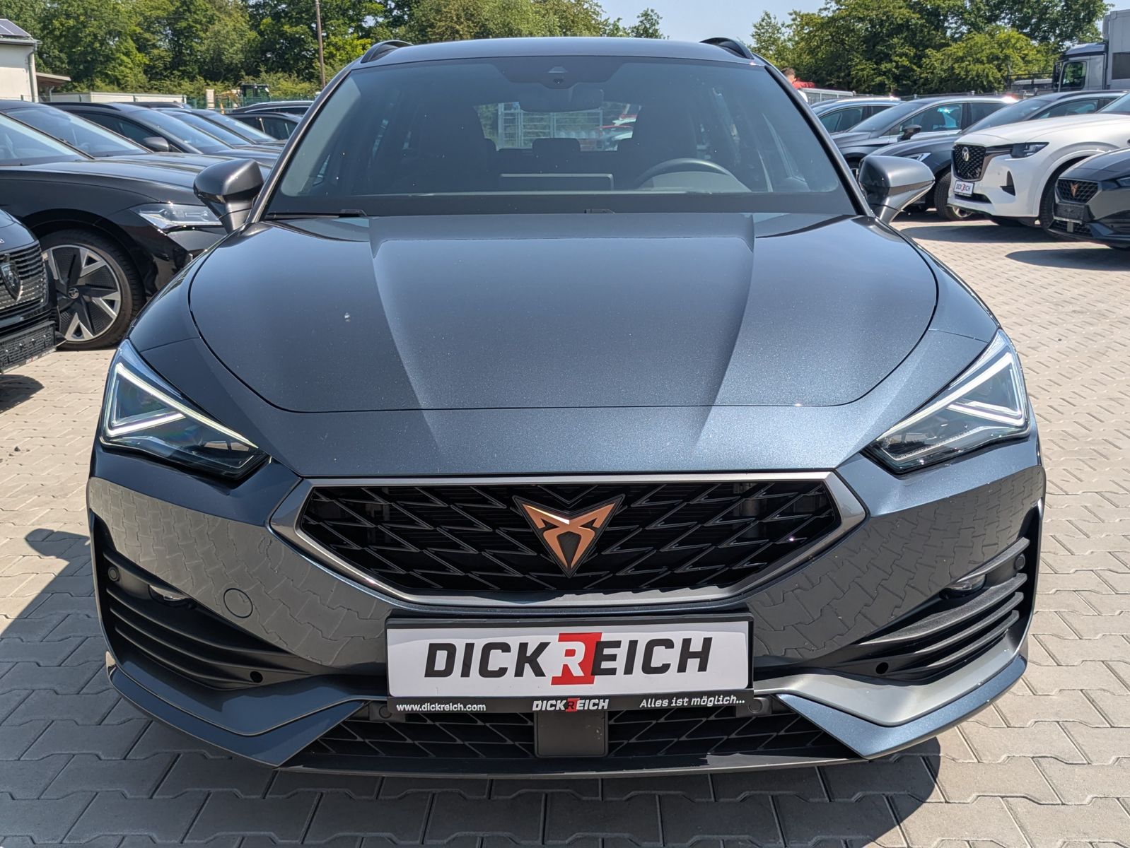 Fahrzeugabbildung CUPRA Leon 1.5 eTSI DSG MATRIX-LED*ACC*APP*KAMERA*18"