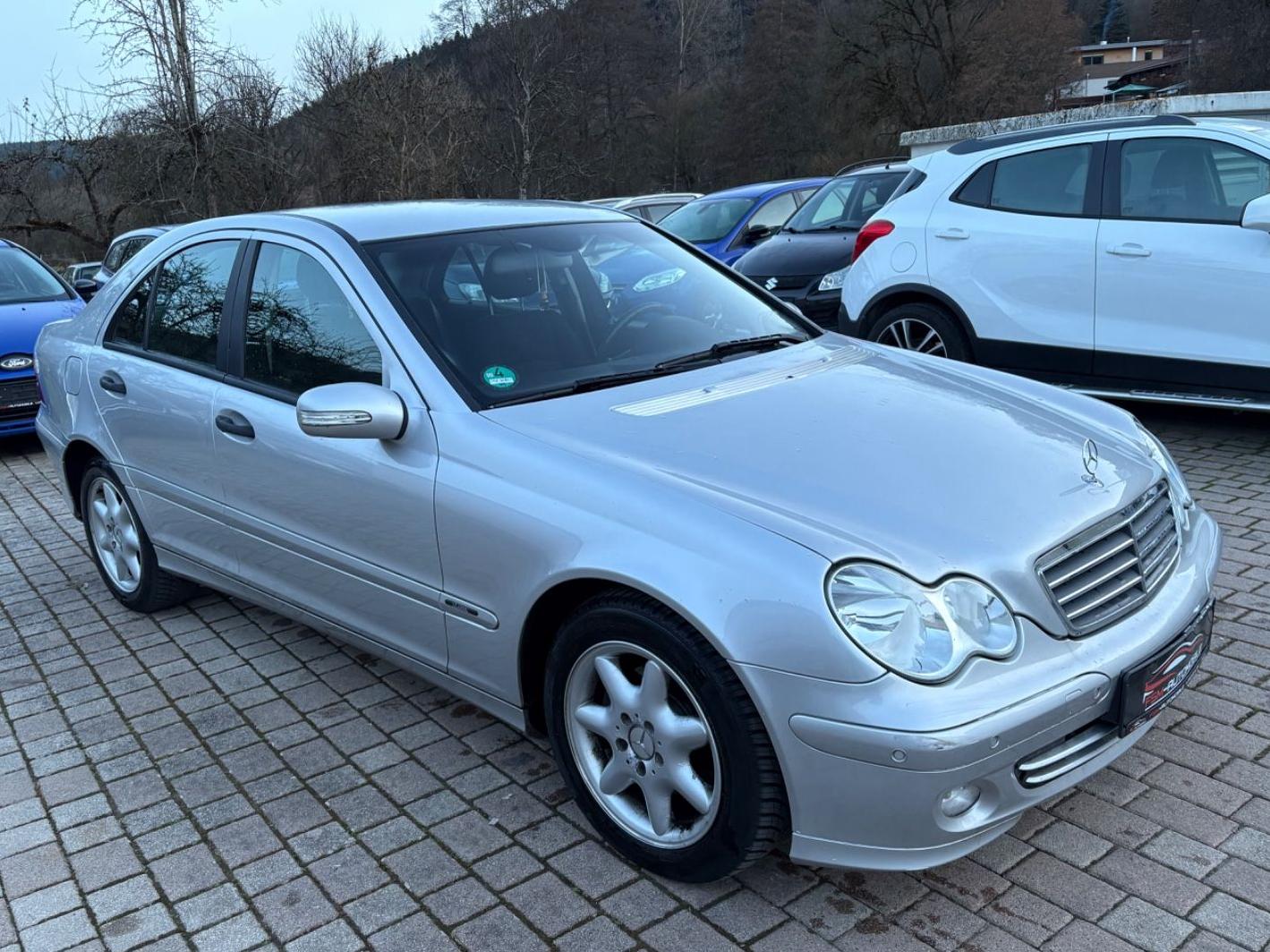 Mercedes-Benz C 200 C Limousine C 200 Kompressor*Automatik*Pdc