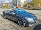 Opel Astra Twin Top 1.9 CDTI  Endless Summer  - Opel Astra mit Diesel-Antrieb: Cabrio