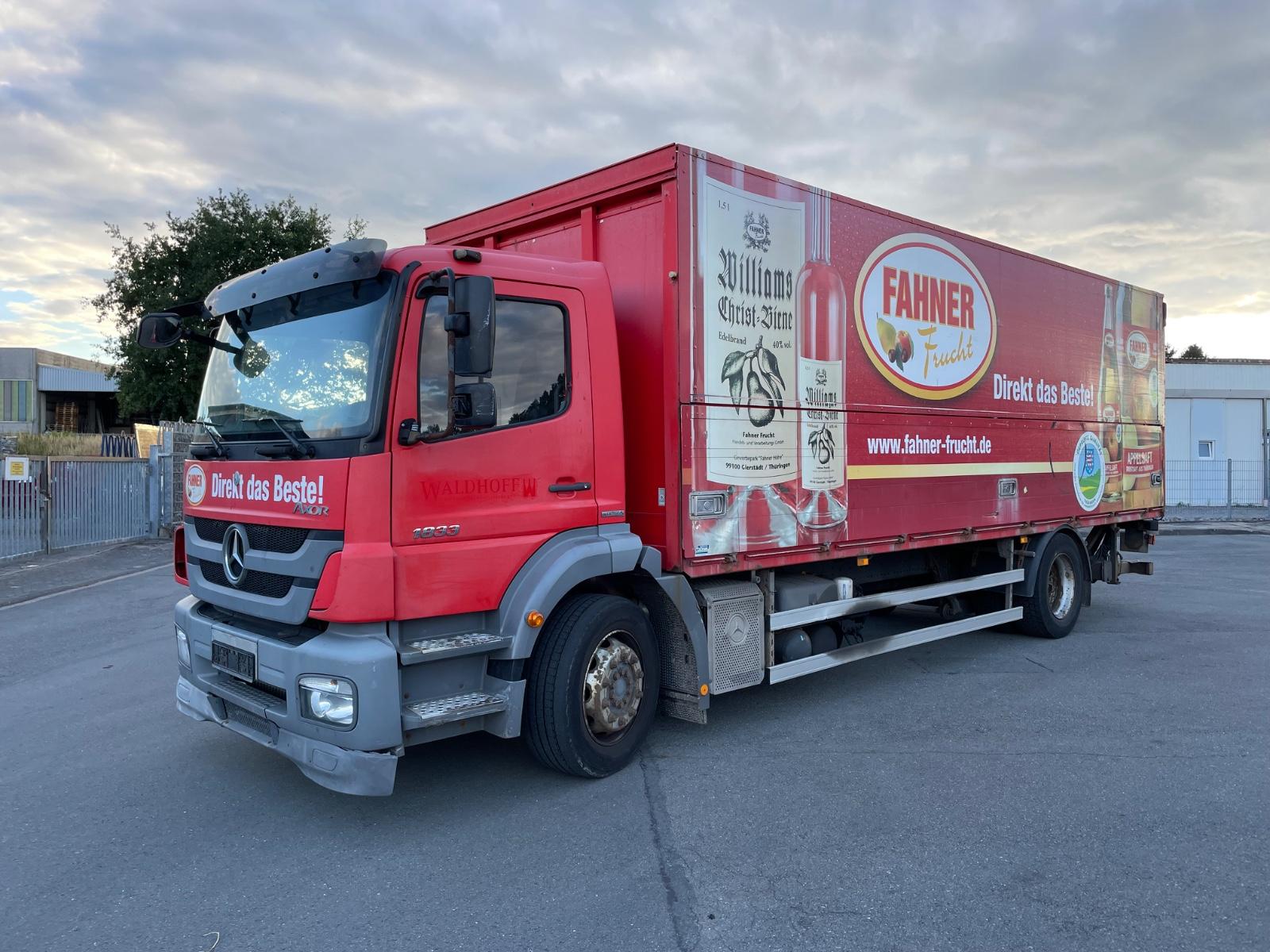 Mercedes-Benz Axor 1833 LBW Schwenkwand Koffer