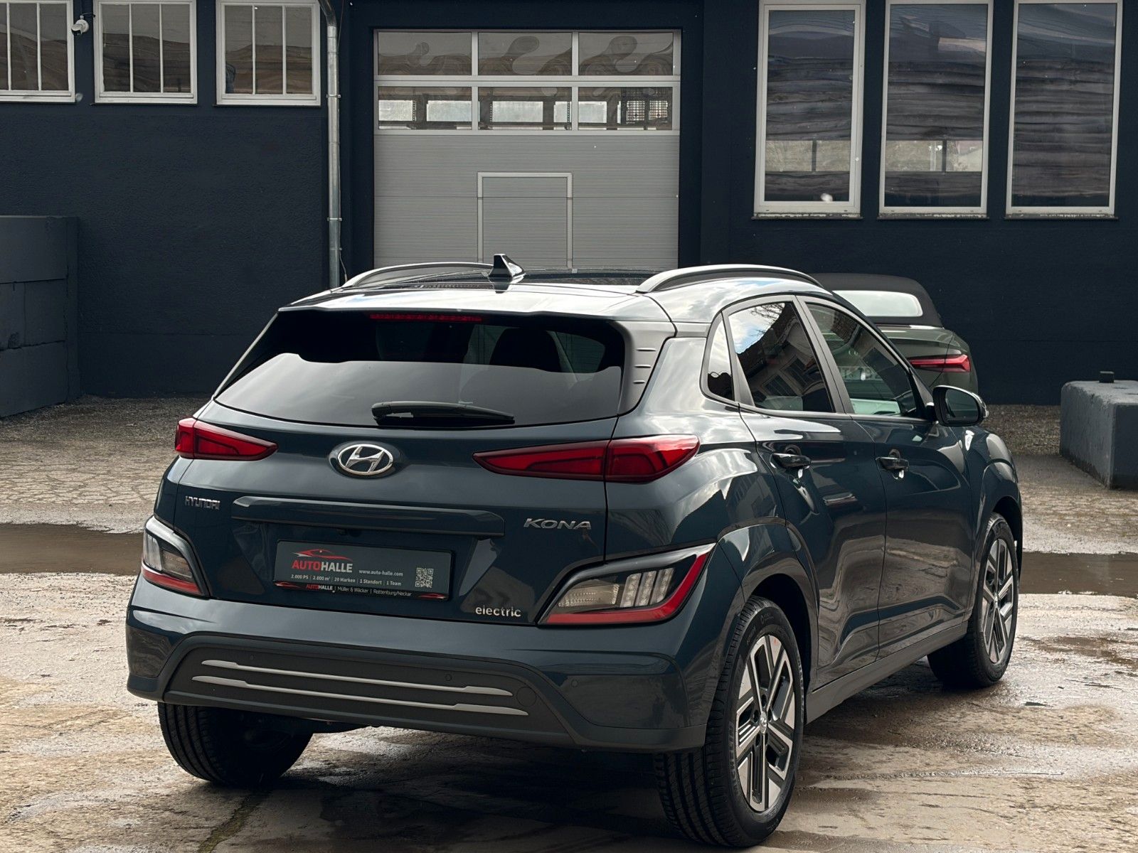 Fahrzeugabbildung Hyundai KONA E Trend ACC LKAS NAV CAM PDC KRELL CarPlay