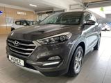 Hyundai Tucson blue Advantage 2WD - Hyundai Gebrauchtwagen in Oberhausen