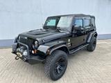 Jeep Wrangler / Wrangler Unlimited Sahara/// - Jeep aus 2011