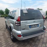 Toyota Land Cruiser - silberne Toyota Land Cruiser