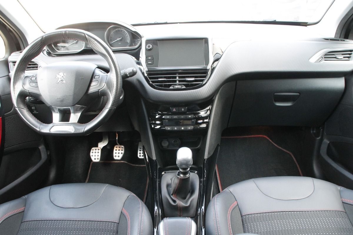 Fahrzeugabbildung Peugeot 2008 Allure