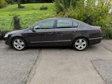 Volkswagen Passat B6  2.0-2006 - Volkswagen Passat aus 2006: 2.0