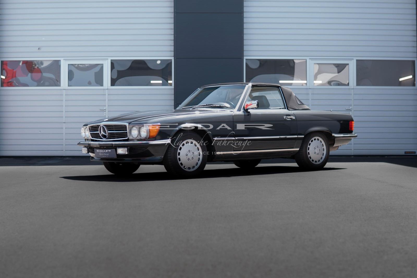 Mercedes-Benz SL 560