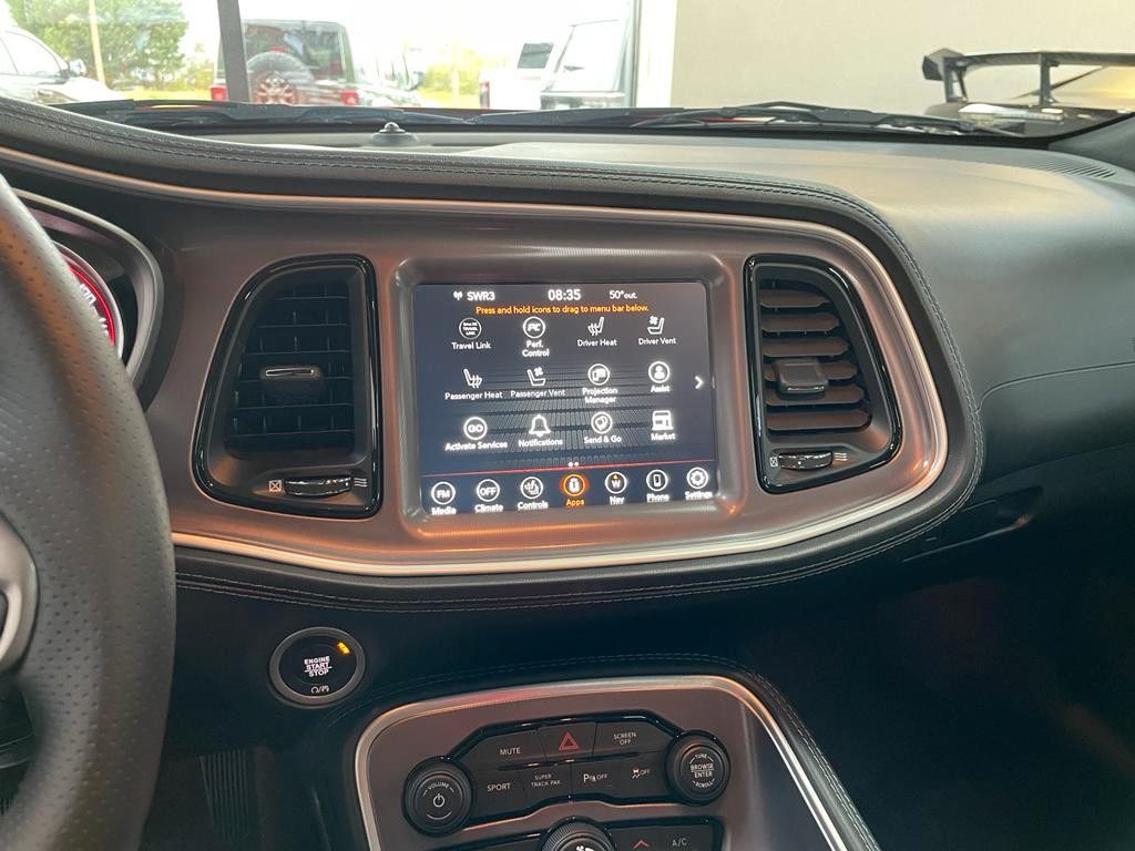 Fahrzeugabbildung Dodge CHALLENGER  R/T-5.7L-V8 HEMi AUS 1. HAND