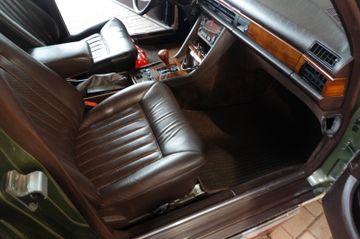 Fahrzeugabbildung Mercedes-Benz 280 SE