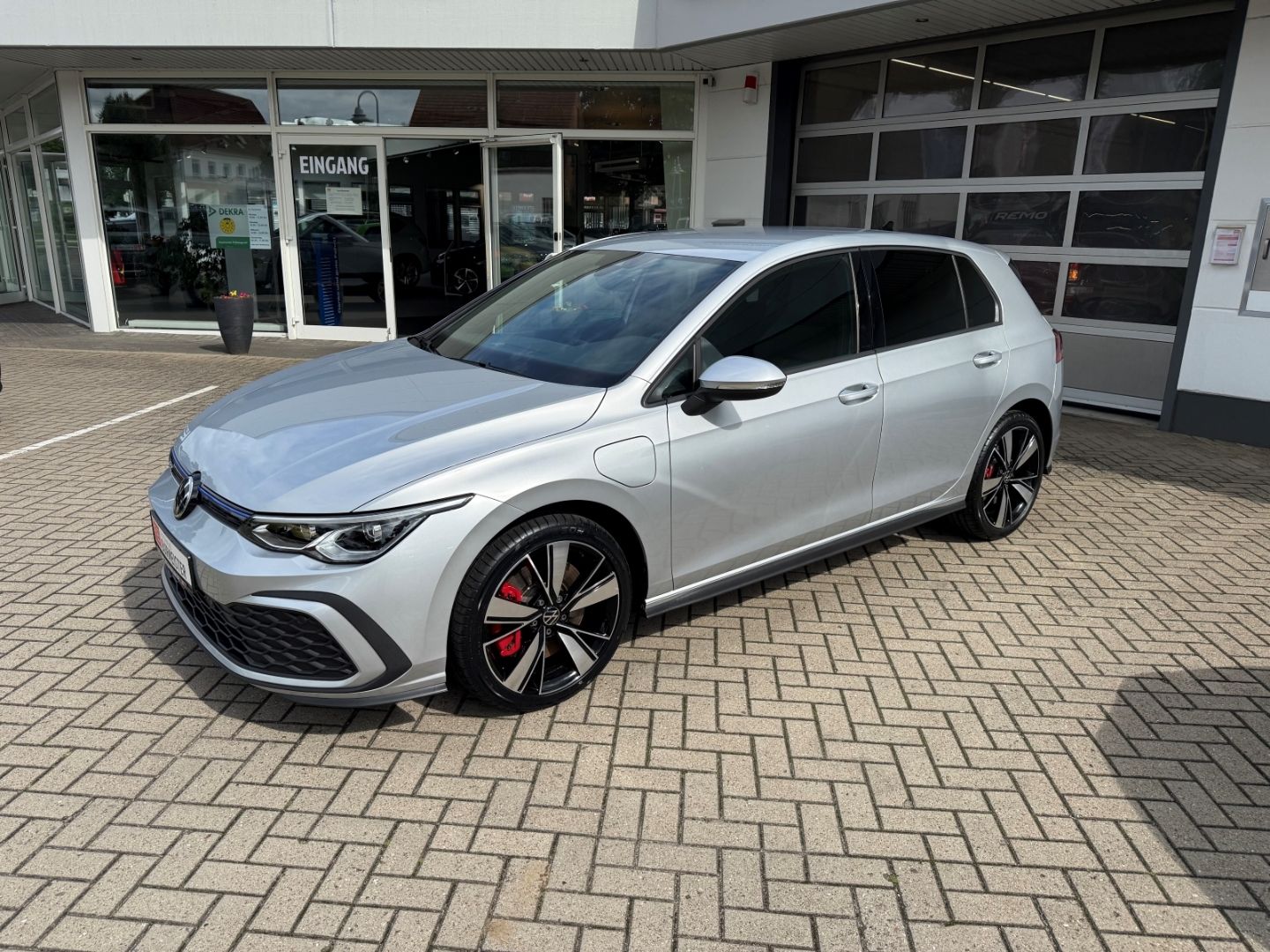 VW Golf VIII GTE  Navi LED ACC Carplay 8Fach Alu - Image 2