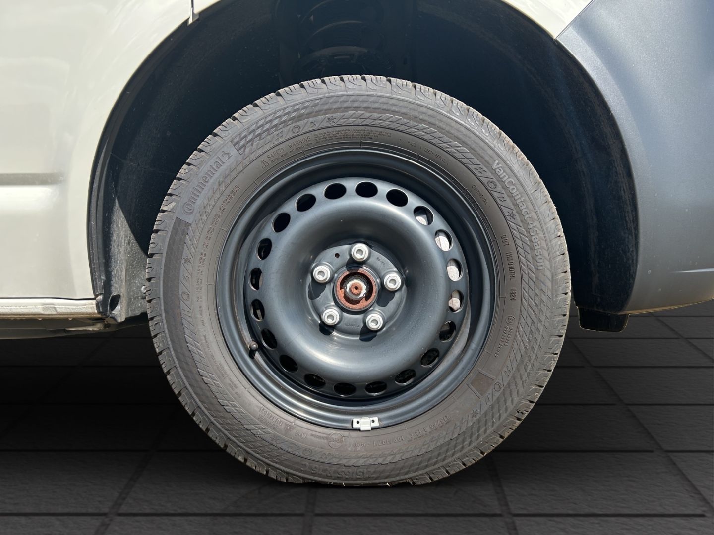 T6.1 Kasten 2.0l TDI DSG StandHZG Navi SHZ Spurw